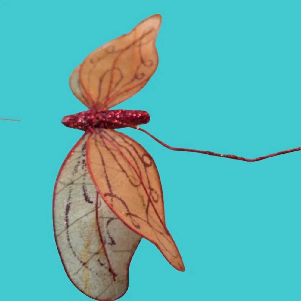Glittery Wire Mesh Butterfly Vintage Floral Decoration